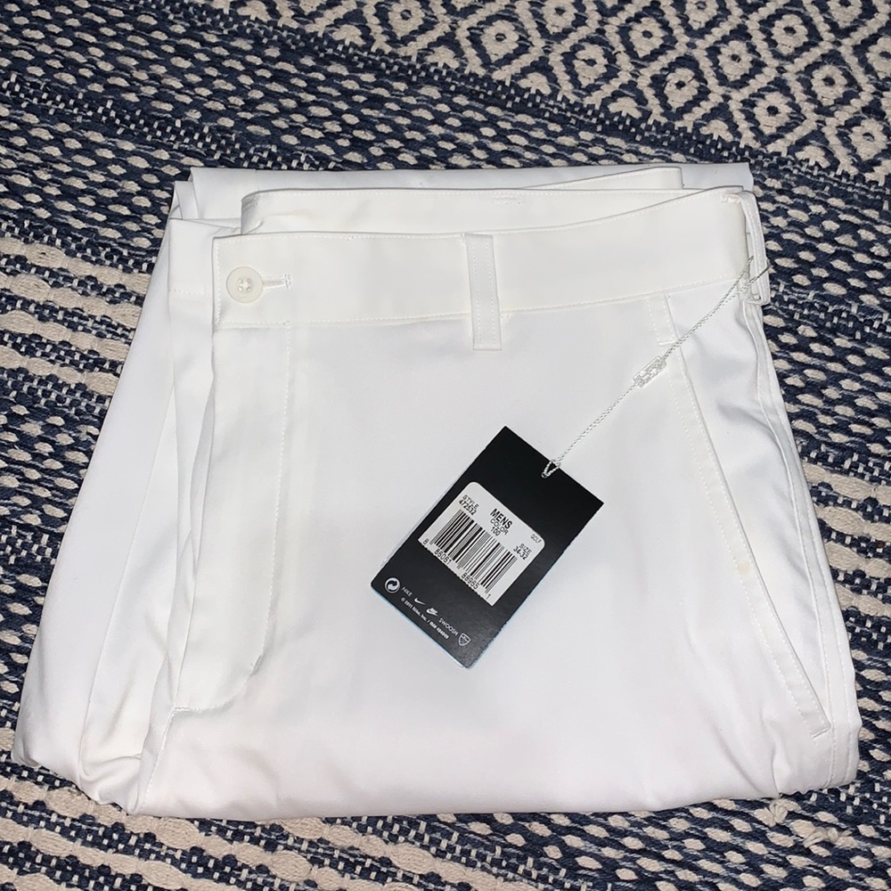NWT Men’s Nike Golf Pants 34-32